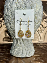 Load image into Gallery viewer, Golden Glow Earrings - PCS5
