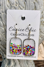 Load image into Gallery viewer, Confetti Pop Earrings PCS8
