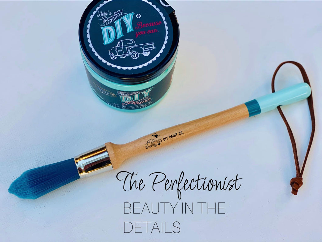 The Perfectionist / DIY Paint Brush